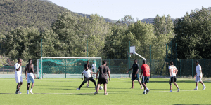 Sports Dans La Ville Campers at la Chabotte playing soccer- BeneFITting from the Power of Sport