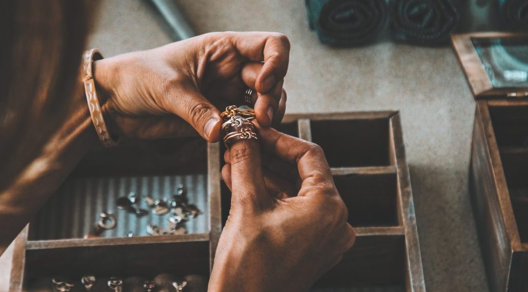 Indigenous Women in Guatemala Lift Themselves Out of Poverty